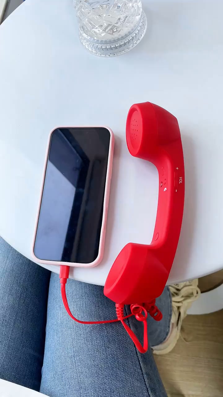 Retro Handset | Plug‑in Vintage Receiver For Your Smartphone