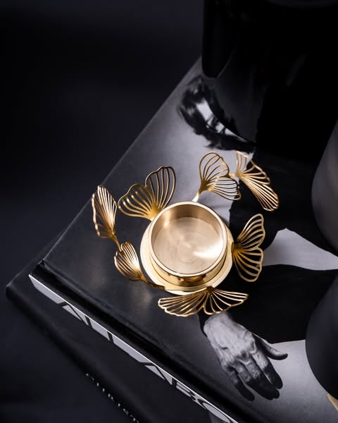 Skultuna Rose in Polished Brass
