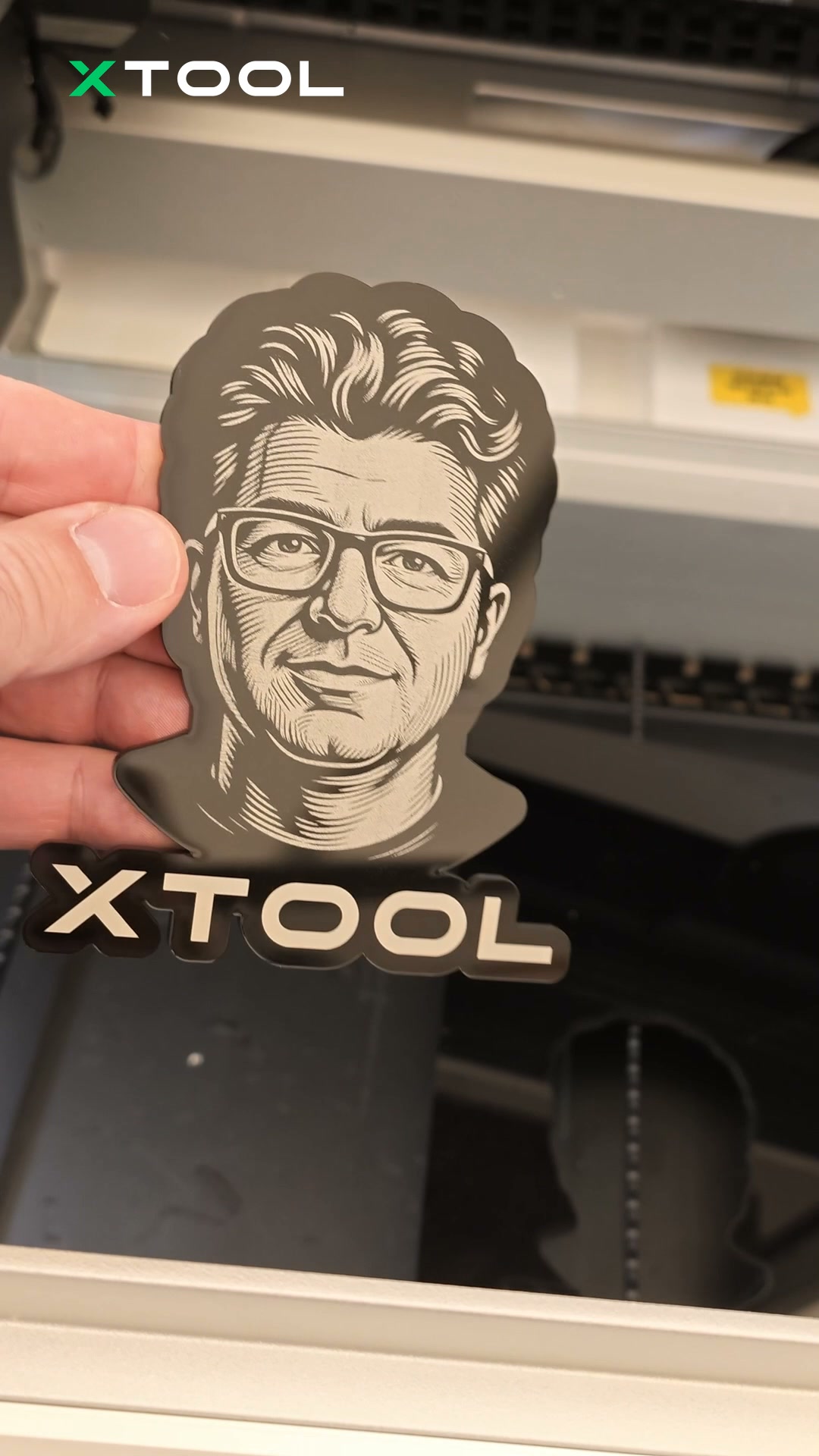 xTool X1 – Engrave + Cut in One Go