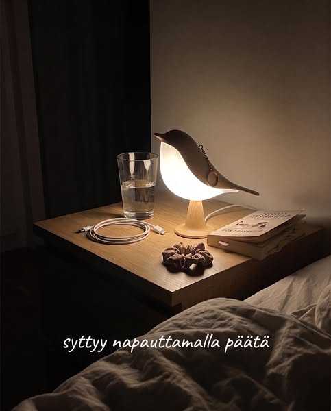 Yksi napautus päähän. Sitten se syttyy.