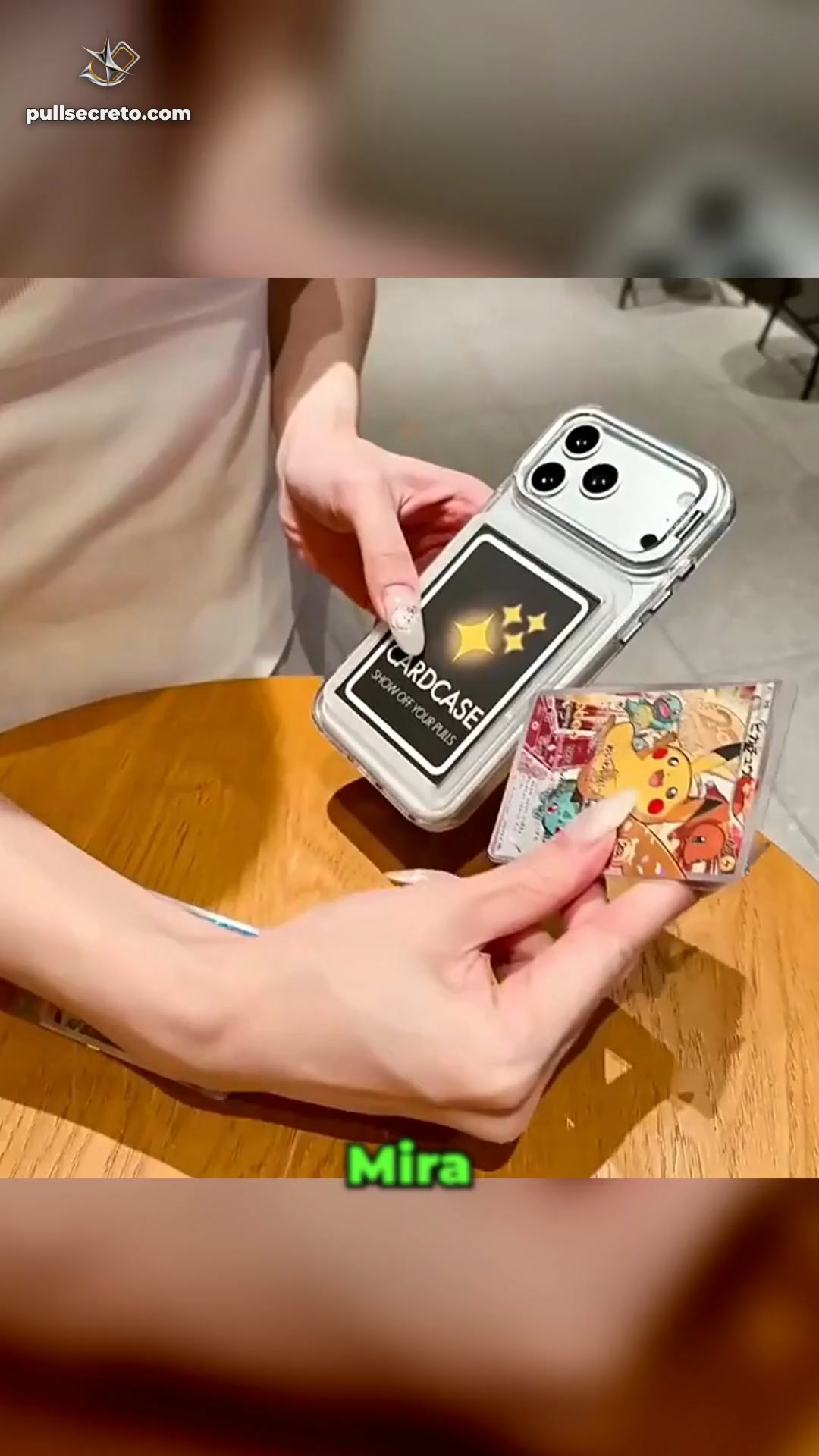 Funda iPhone con hueco para carta TCG
