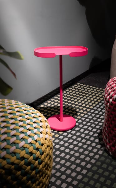 Der Beistelltisch STAN von Siqual Design – erhältlich in 13 Farben.