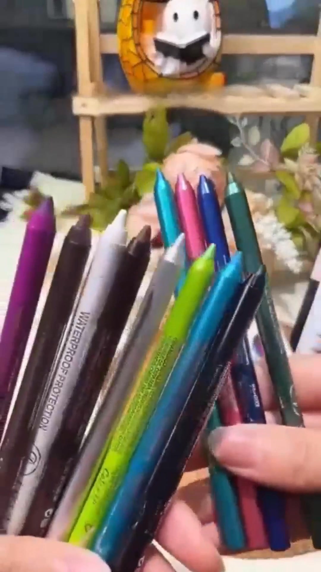 Kit de 14 eye-liners gel colorés imperméables