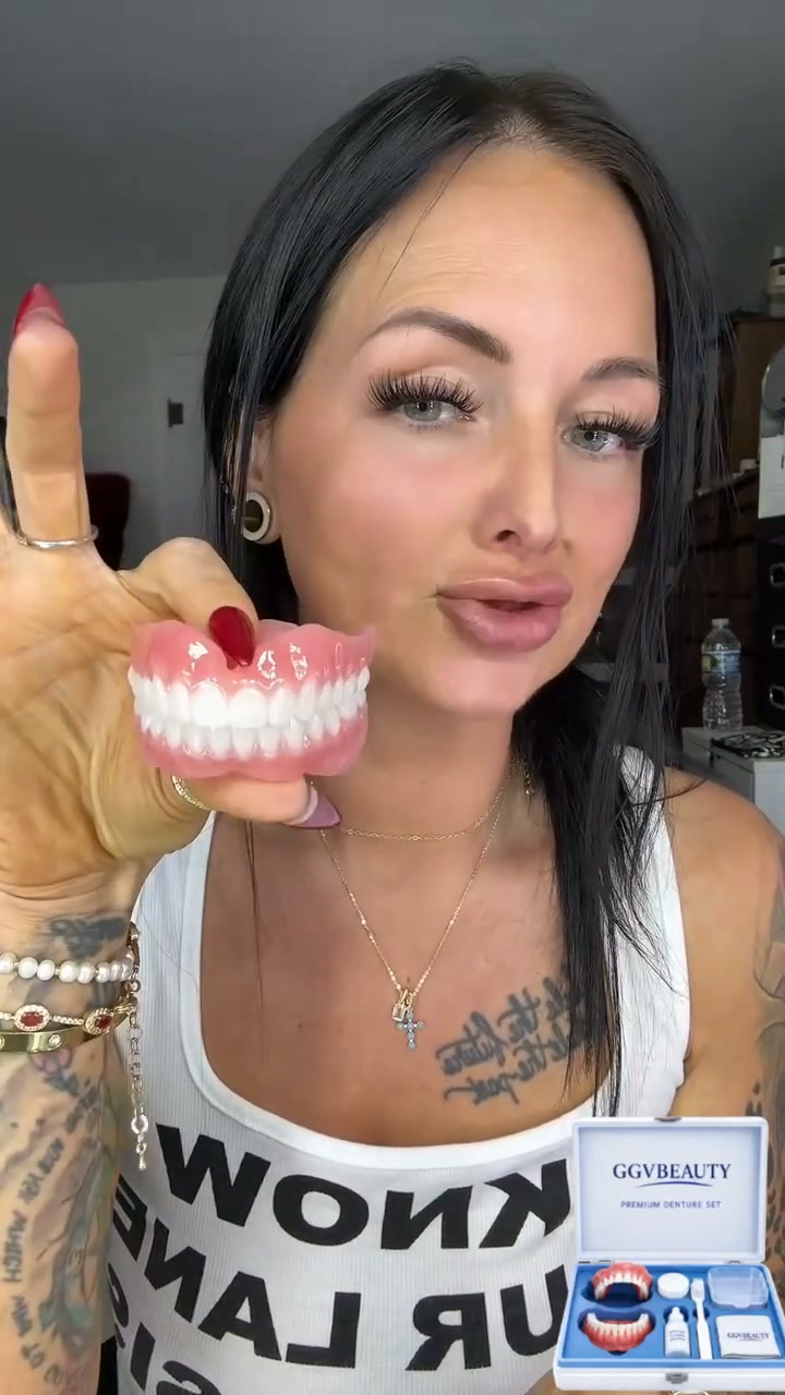 A New Generation Full Denture Solution for a Natural Smile