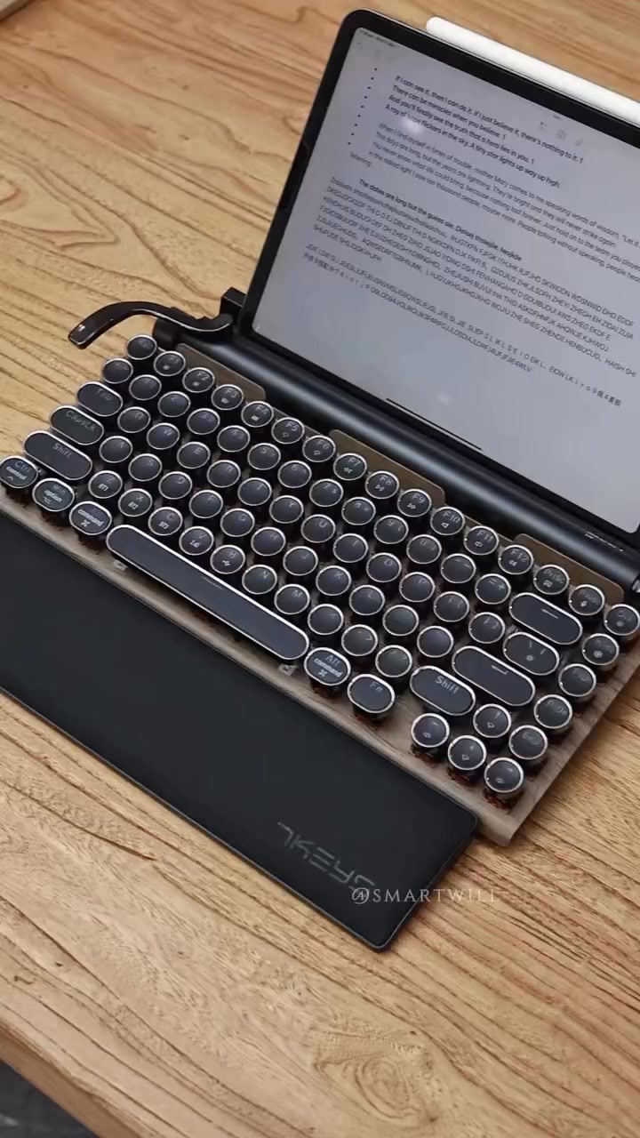 Retro Typewriter Keyboard