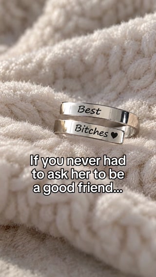 Best Btches Ring