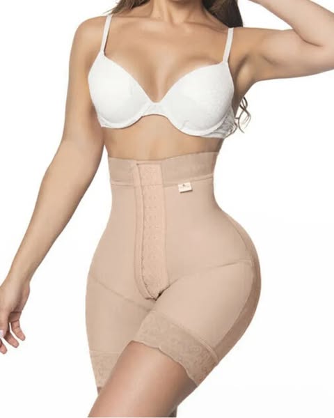 Curvyfajaes