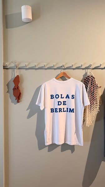 Bolas de Berlim Heavyweight T-Shirt