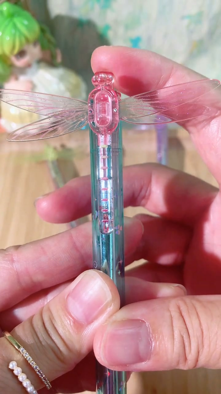 This Pen Has Wings?!