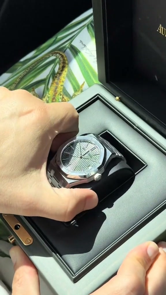 Luxury-inspired design. Detailed craftsmanship. Exceptional value.