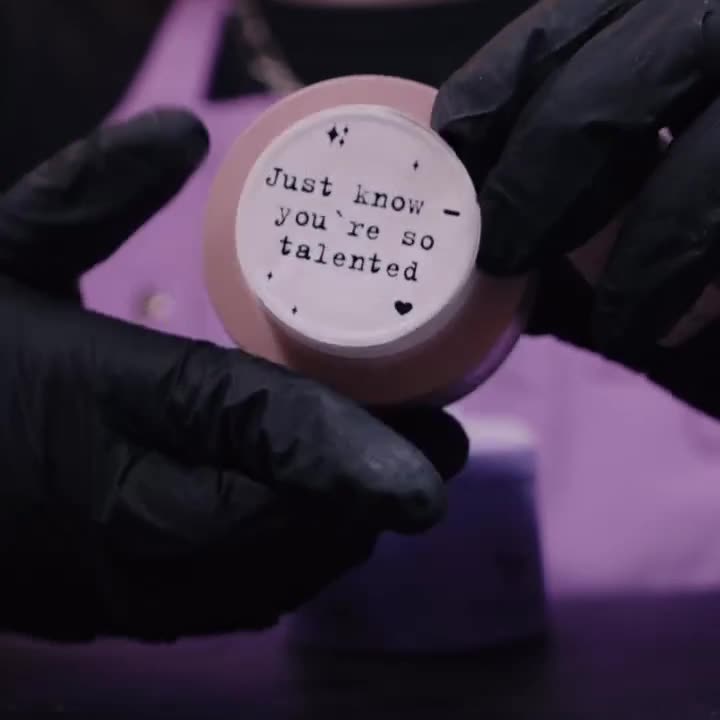 Manicuristas top eligen DNKa’. ¿Y tú?