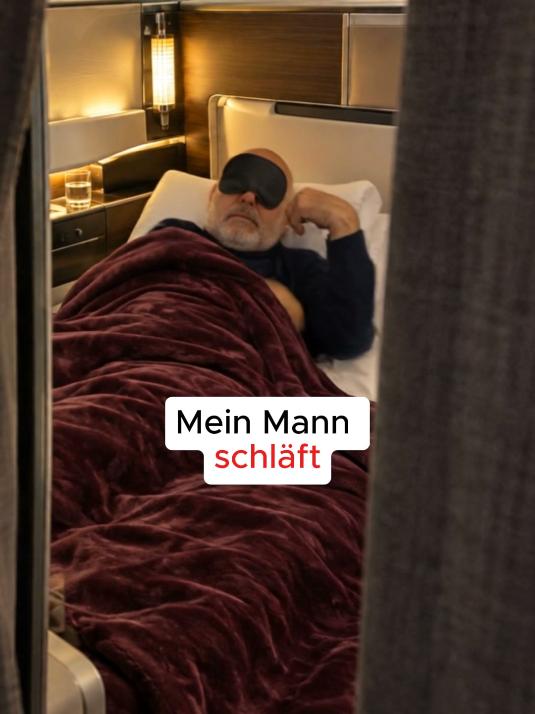 Beuge Schmerzen auf Flugreisen vor