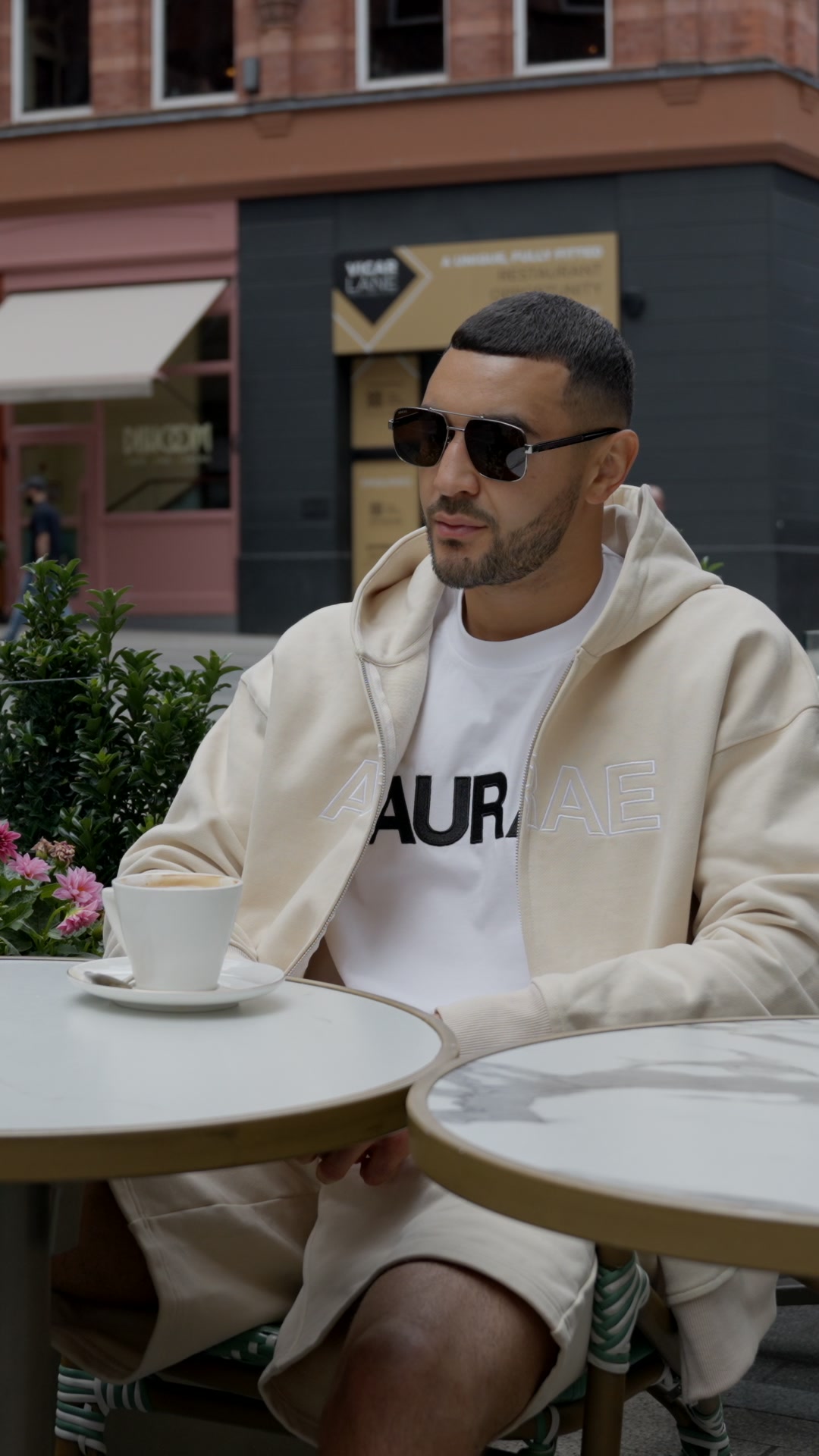 AURAE, Worn by Champions
