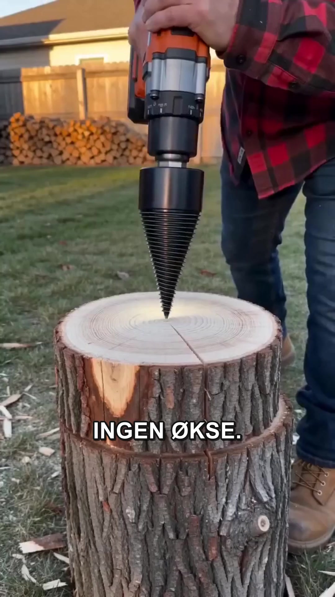 Kløv brændet med din boremaskine