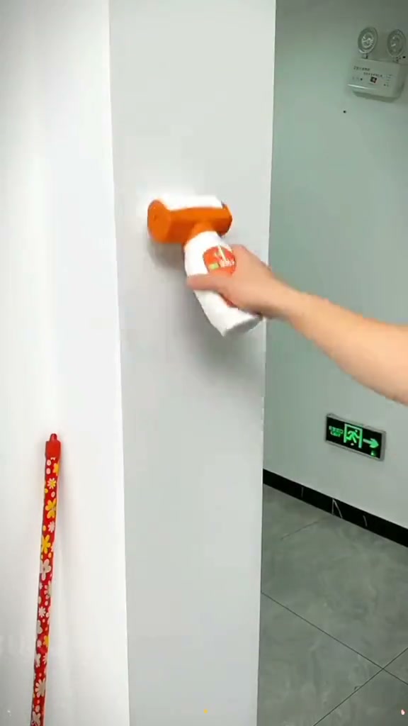 Des murs comme neufs en quelques coups de rouleau !