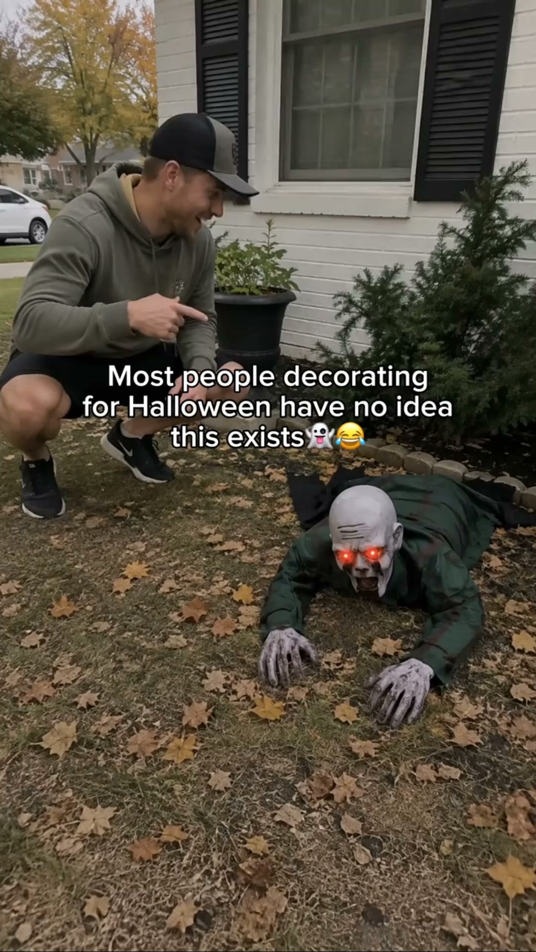 Crawling Zombie Halloween Decoration