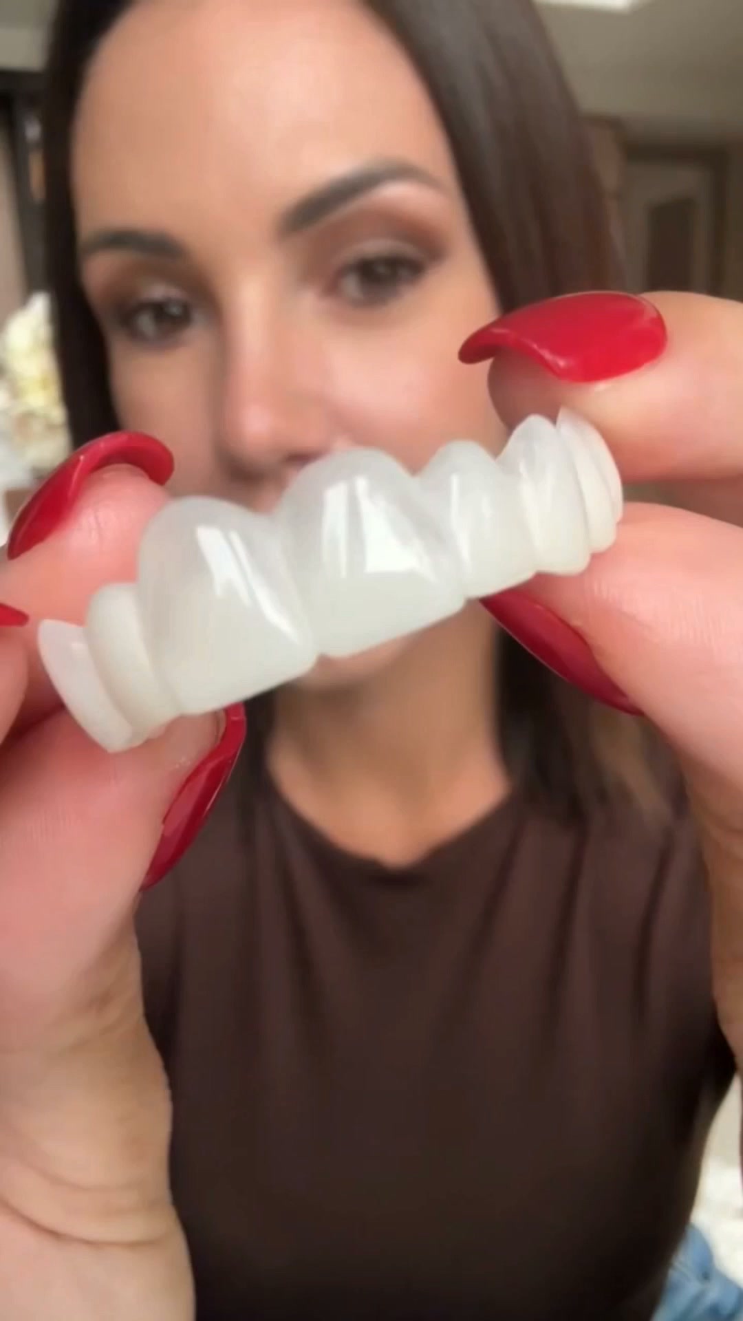 Et si le problème n’était pas vous… mais votre sourire ?