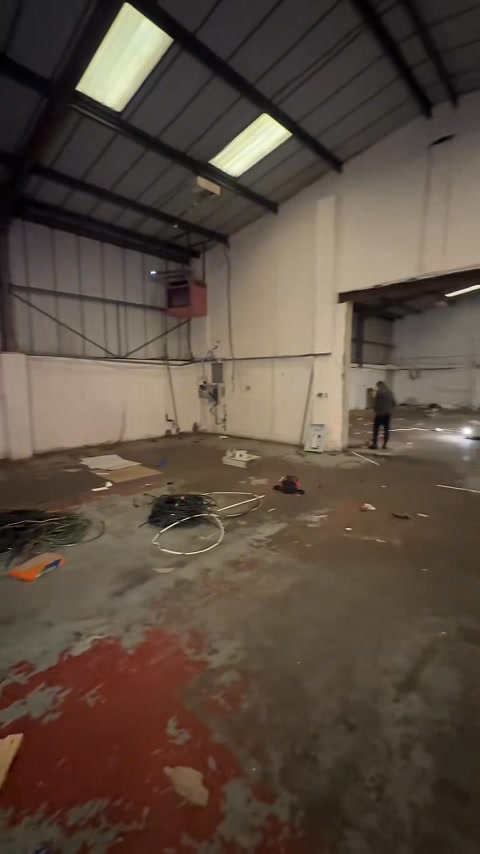 Waterproof Light Tunnel for Detailing
