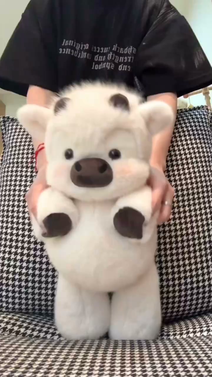 These plushies can run!