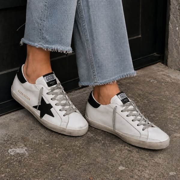 GOLDEN GOOSE