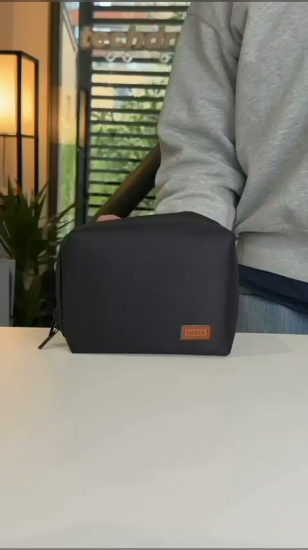 Upgrade to a 6-Screen Portable Office