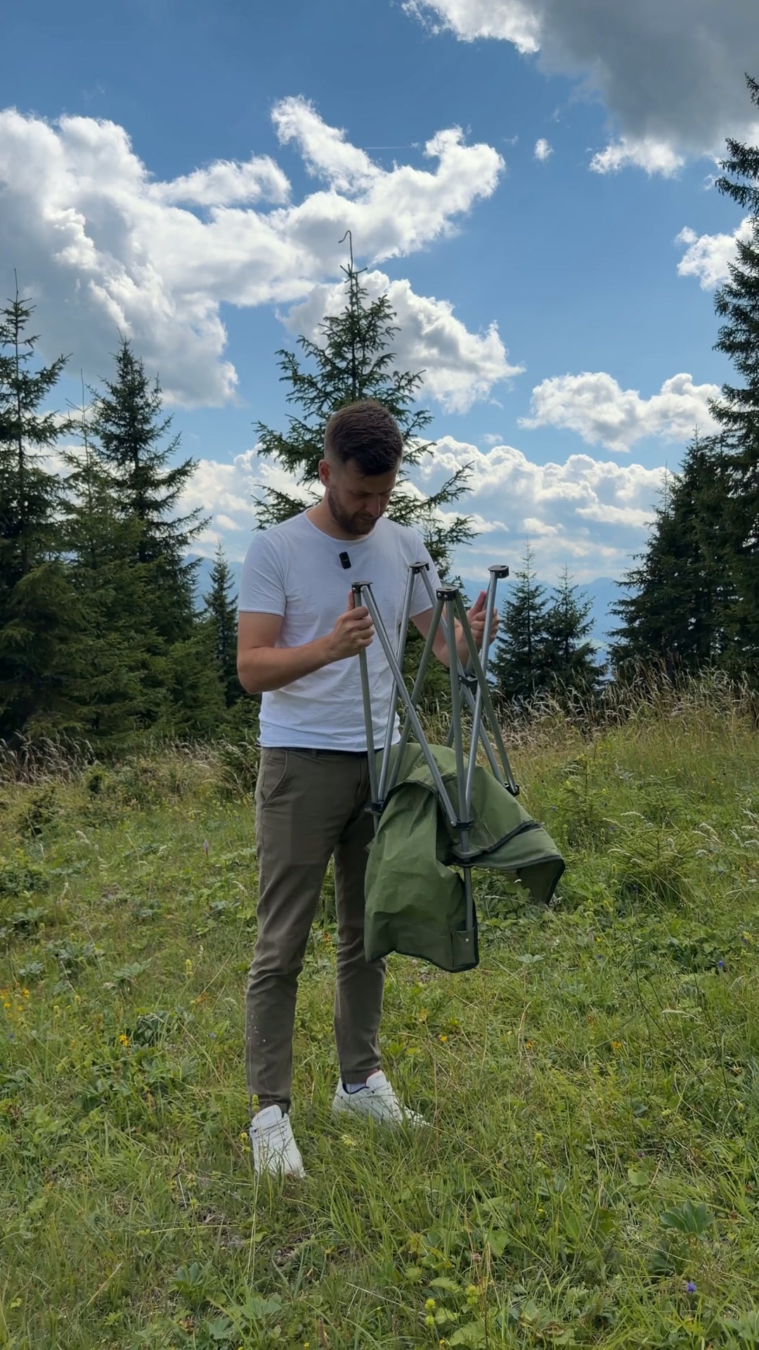 Vom Kofferraum direkt in den Rucksack.