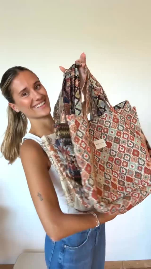 Anúncio de La Luna Bags