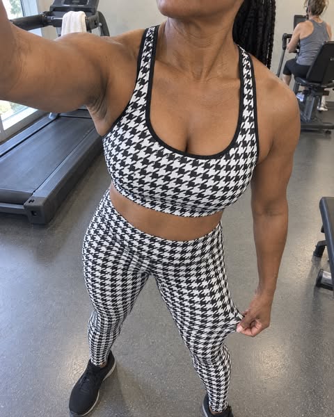 One Outfit, Four Days