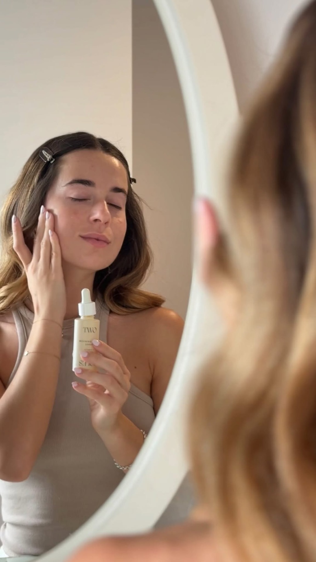 Anúncio de twopolescosmetics