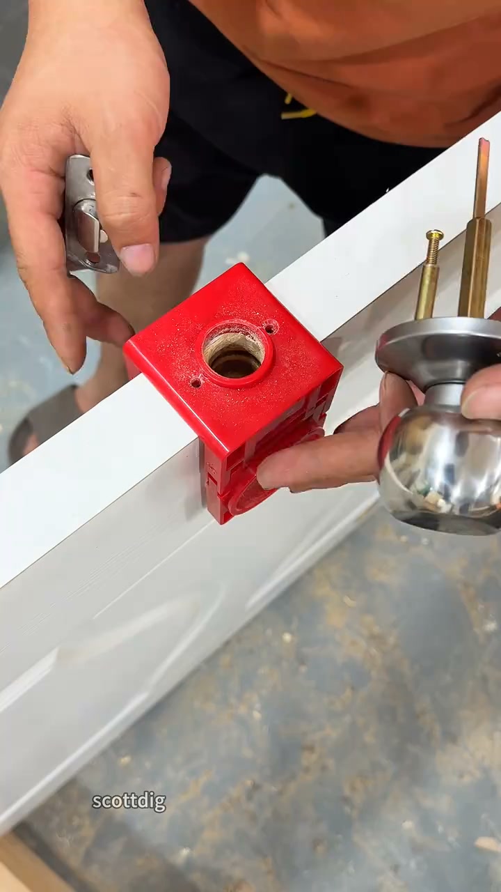 Door Hinge Jig – Hinge Cut-Out Tool for Doors & Cabinets