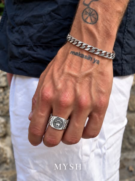 Crown Detail. Built to Make a Statement.