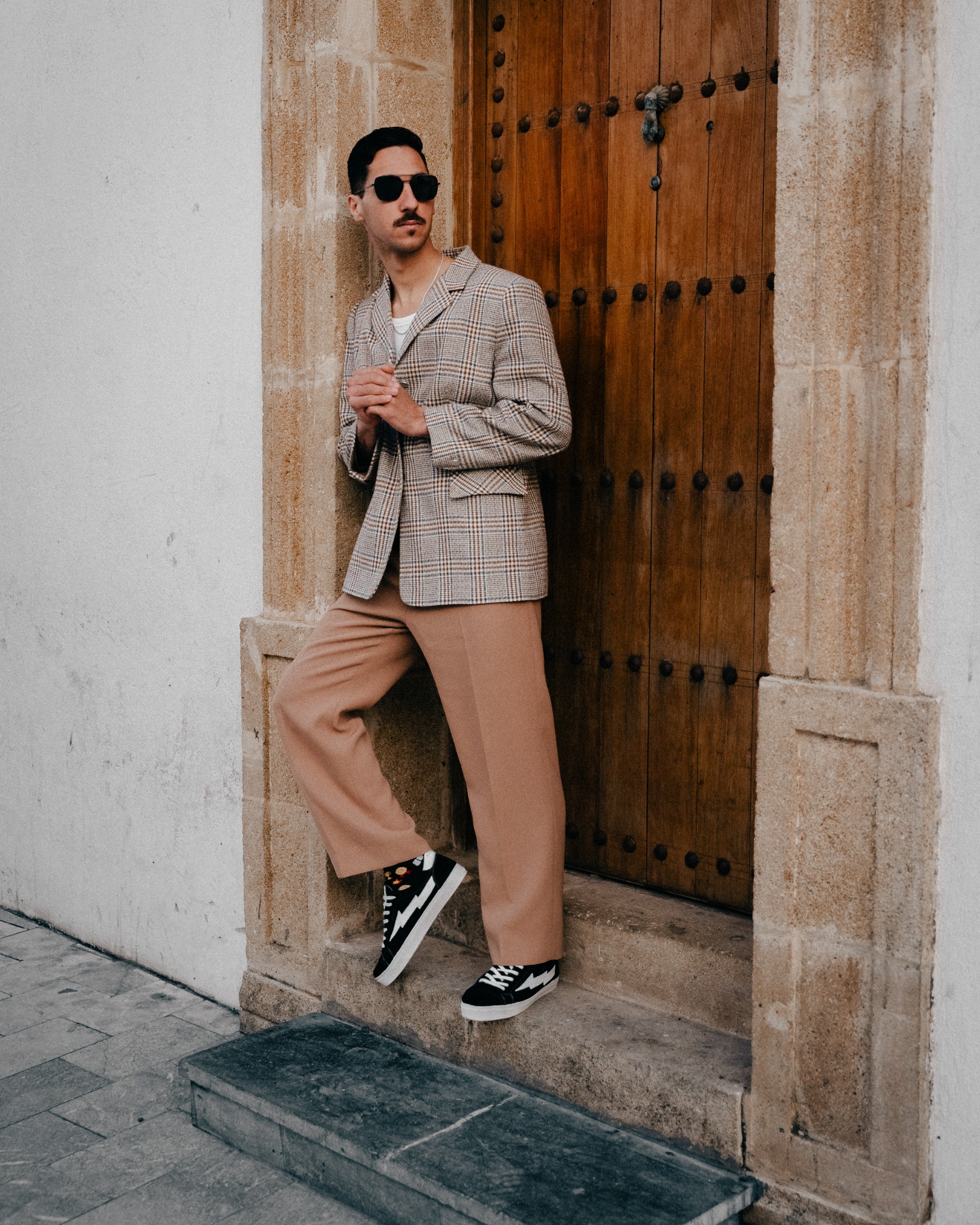 Scopri Sanyako — Sneakers fuori dal comune