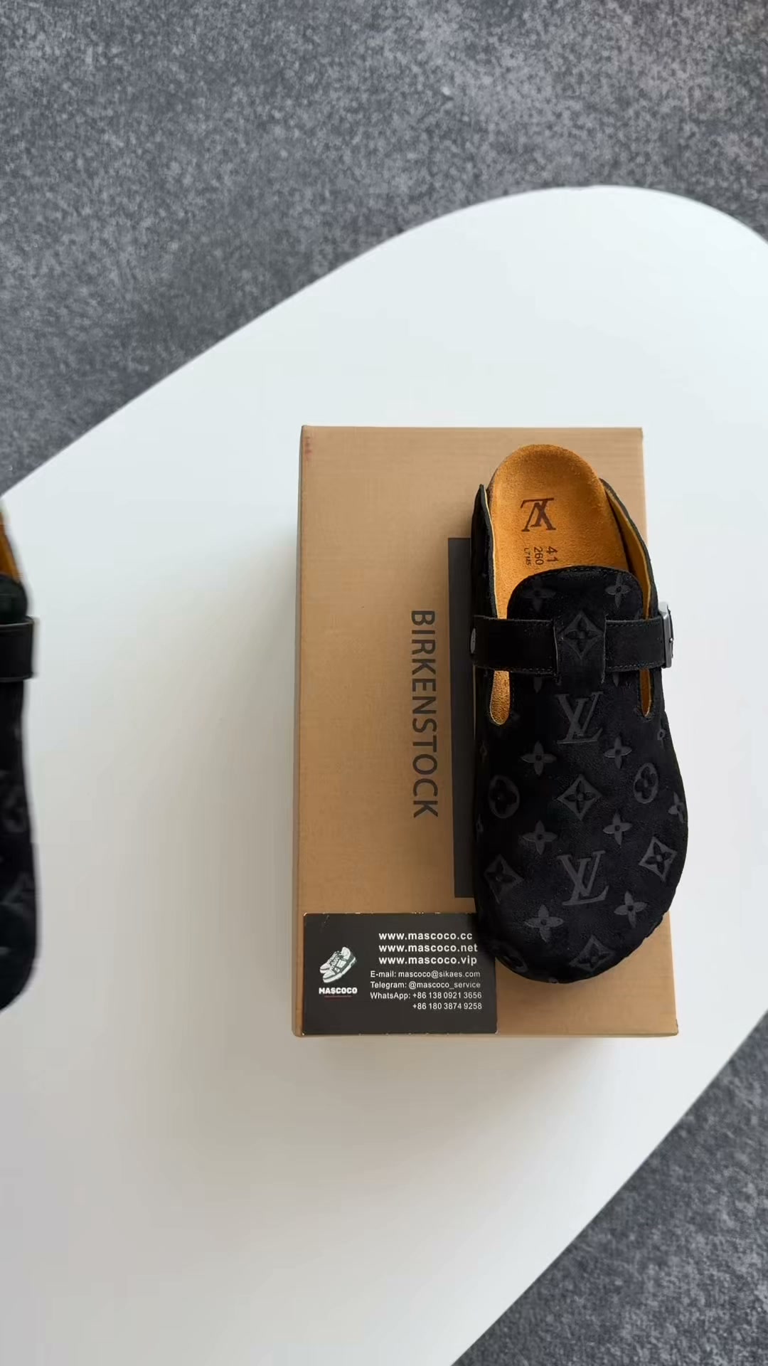 THE “LOOKS EXPENSIVE” CLOG