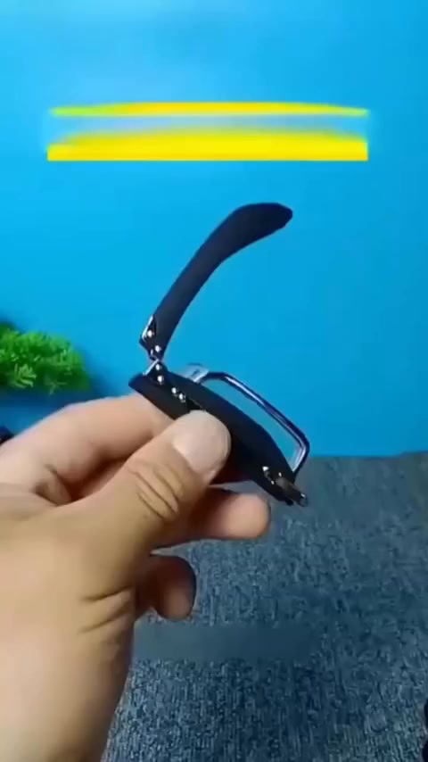 Foldable Anti-Blue Light Reading Glasses with Case