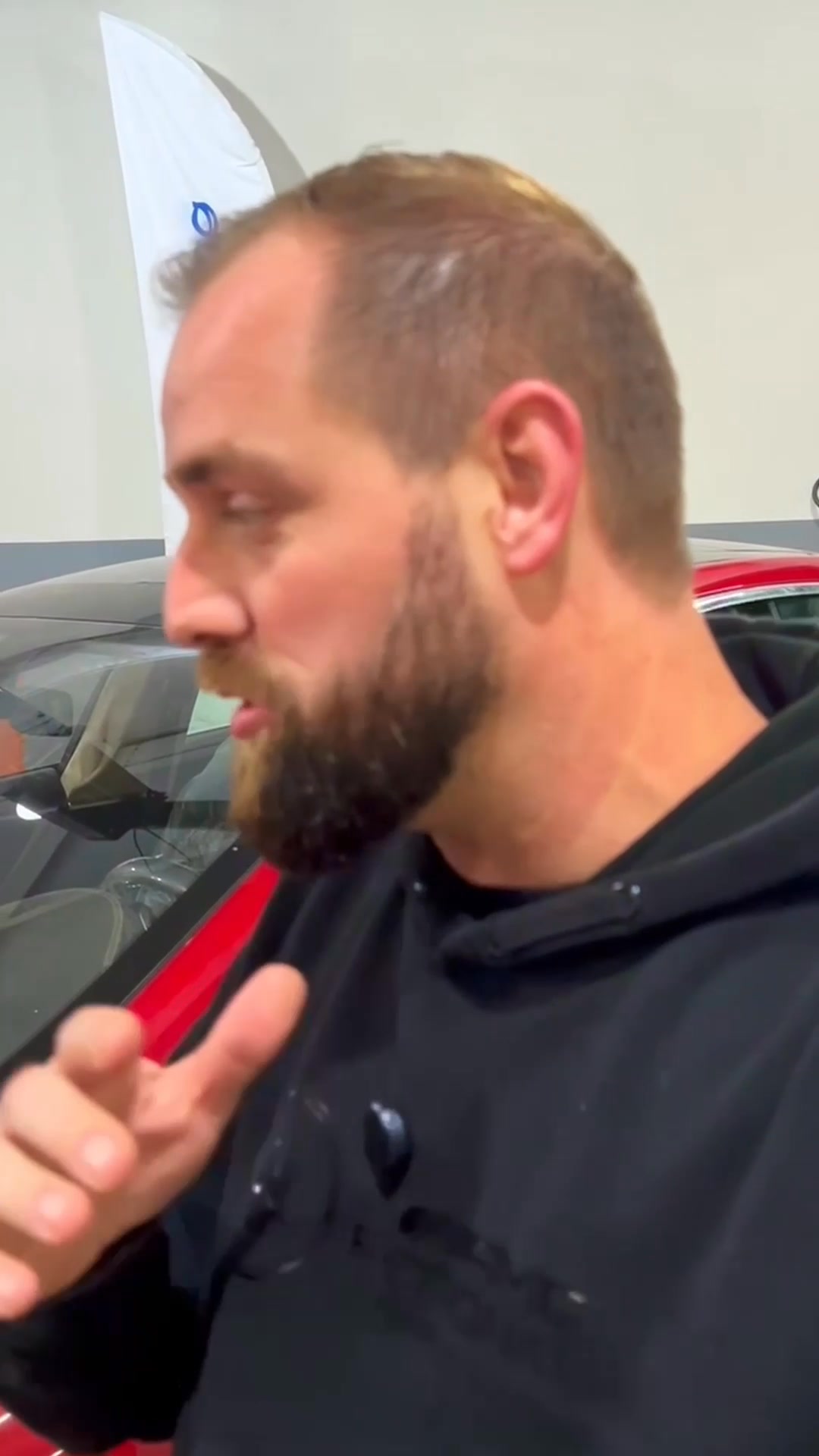 Um Tesla Com 1,6V Chega na Sua Oficina. E Agora?