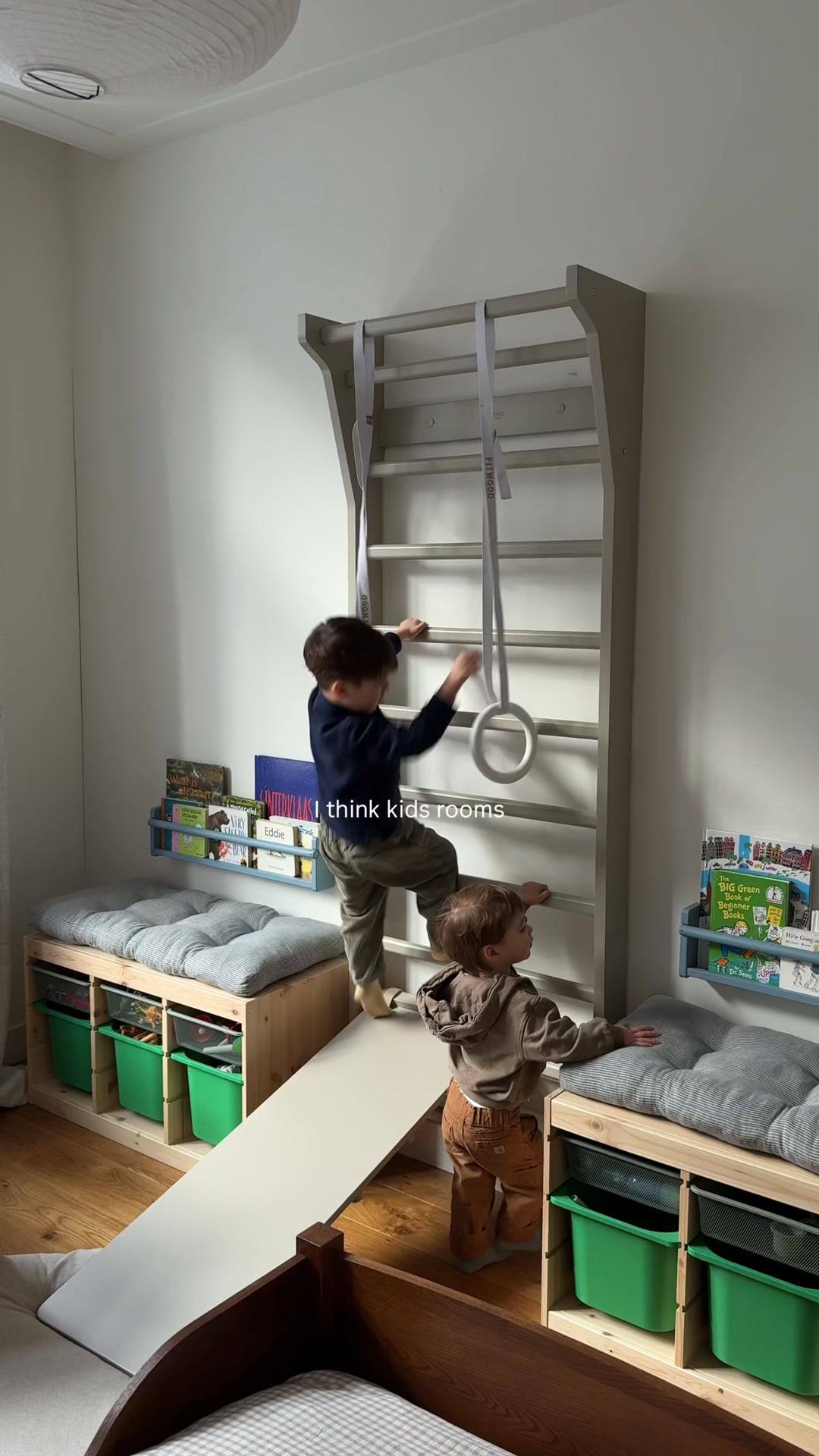 FitWood wall bars transform your home into a space for movement, play and training – for kids and adults alike
