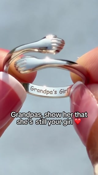 Grandpa & granddaughter hug ring