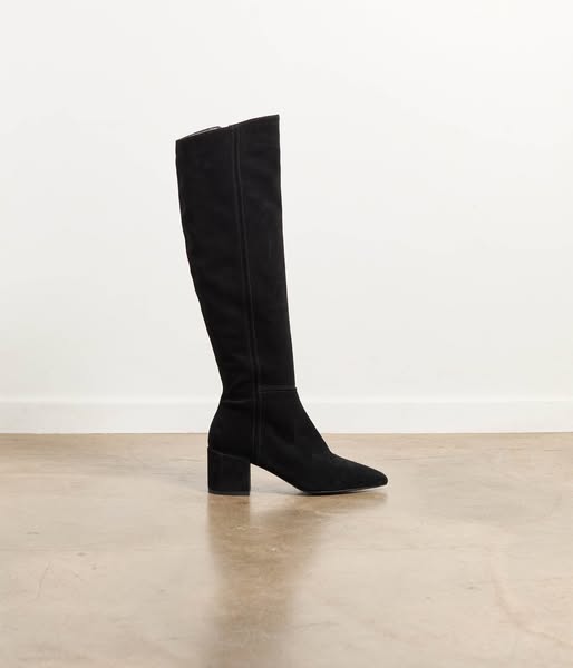 €125 - Cuissardes Velours Noir Ursula - Mellow Yellow