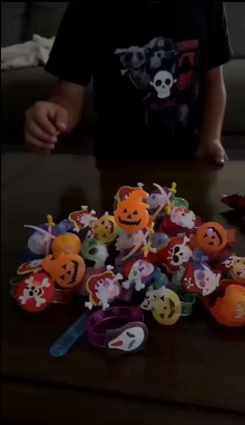 Anúncio de Aneedtienda
