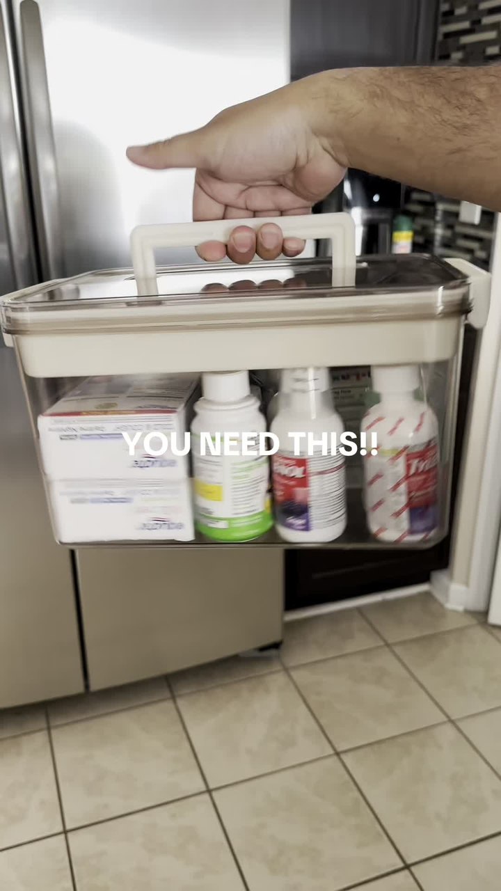 Transparent medicine storage box