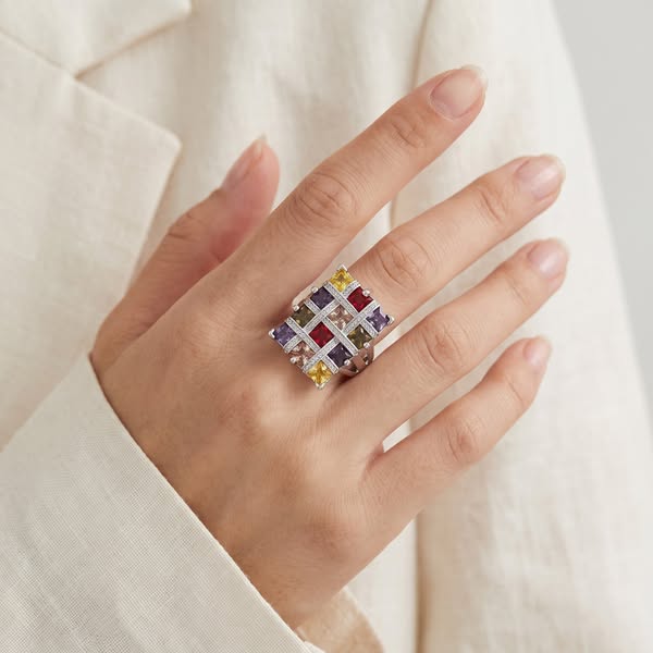 Day-to-Night Color, Always Polished