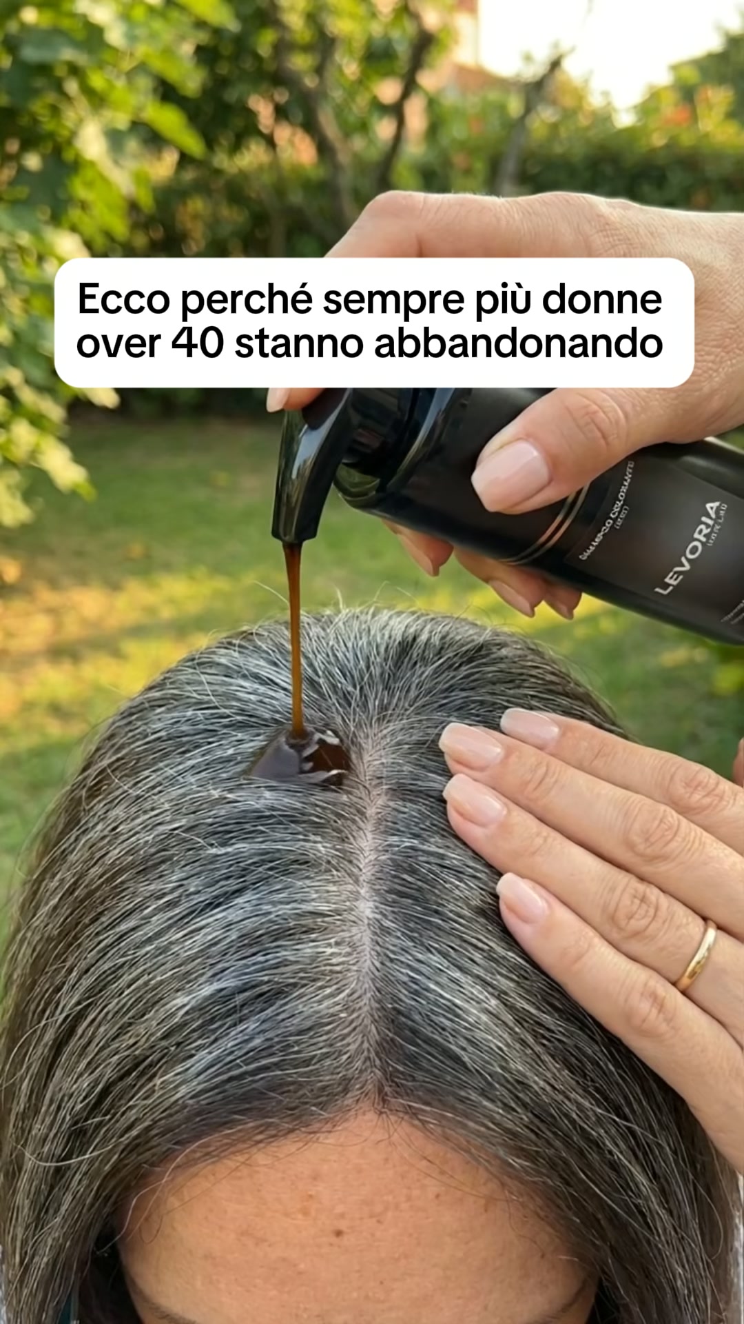 Capelli bianchi? Spariti all’istante