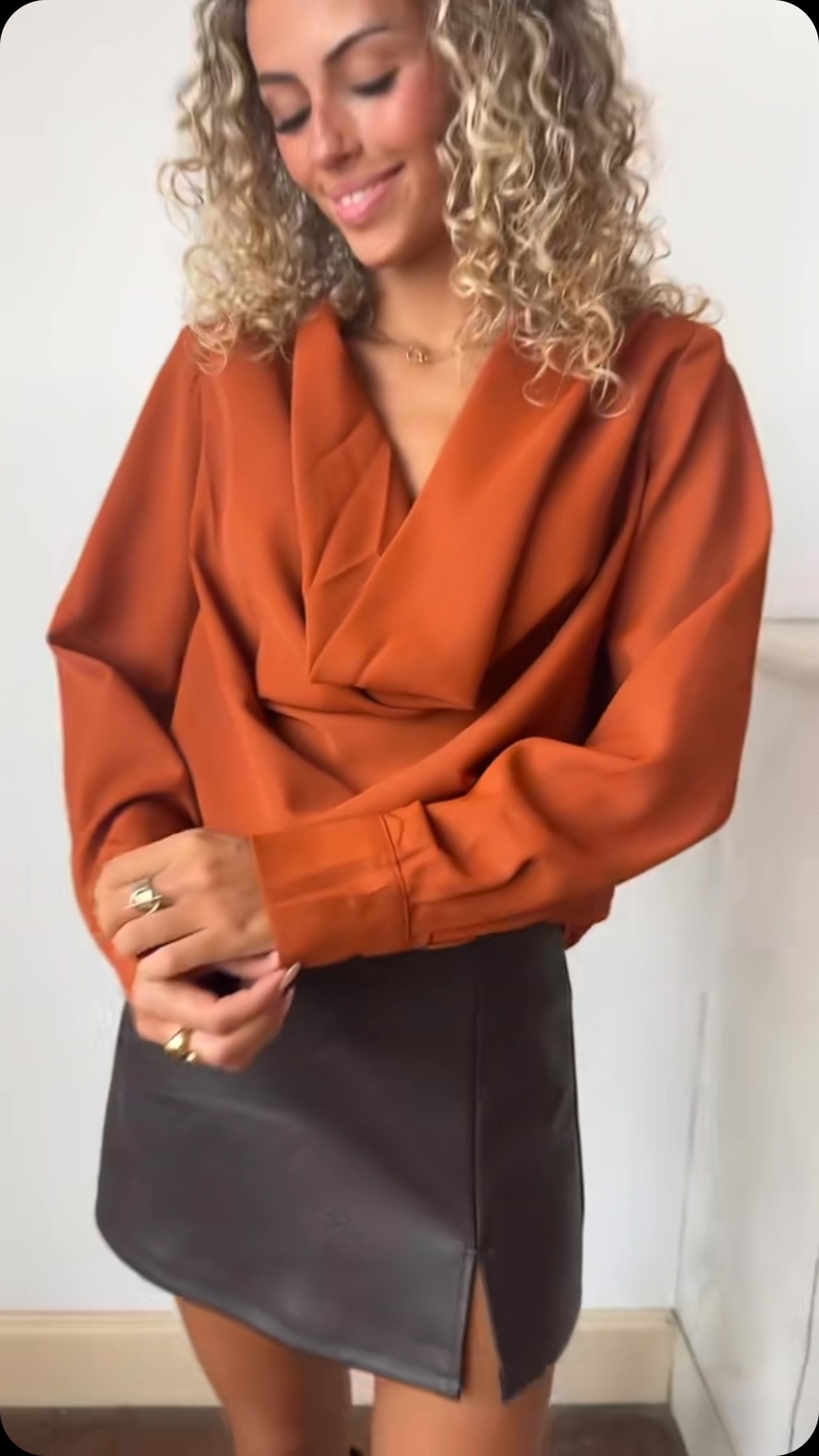 Anúncio de Luña concept store