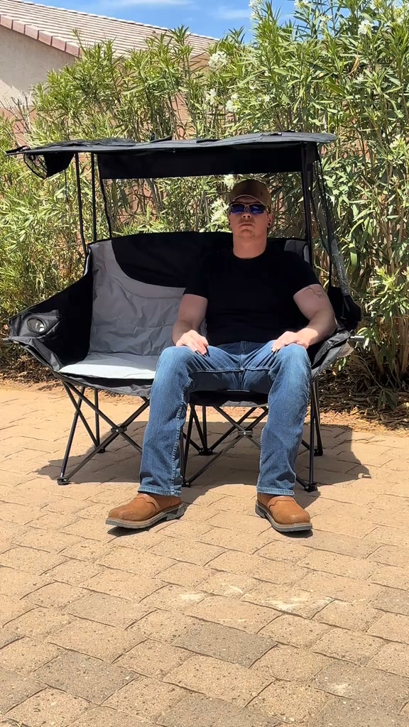 Your new favorite outdoor seat for two!