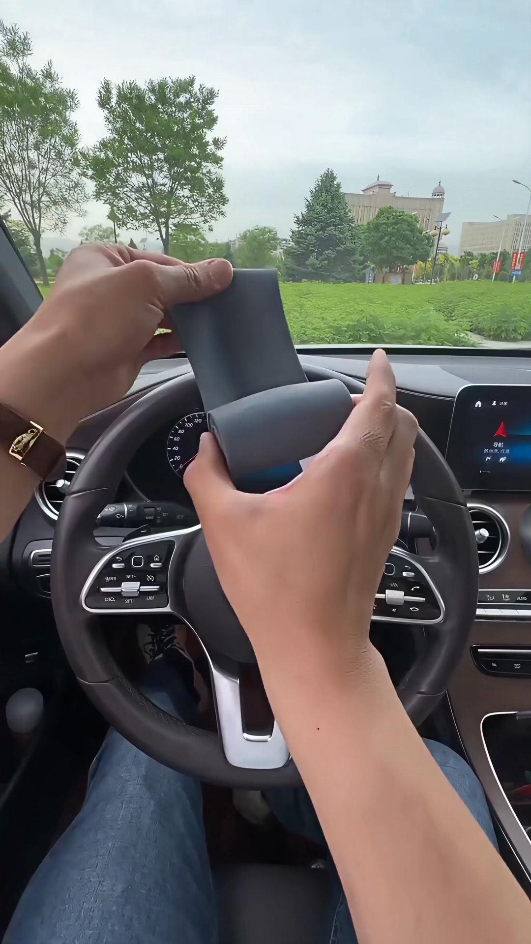 Your Steering Wheel Is Aging Your Entire Car