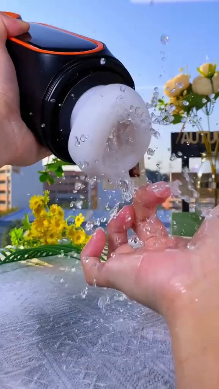 Anúncio de Kiki Znacko Jake