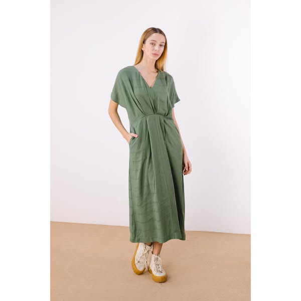 Vestido Verde con Pinzas