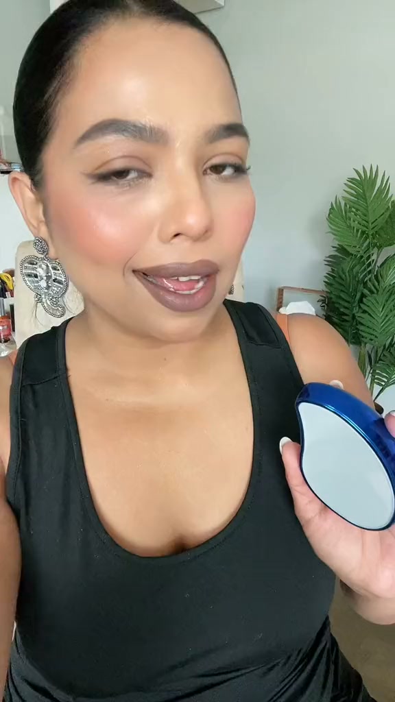 Headline: Smooth Skin Without the Razor Routine