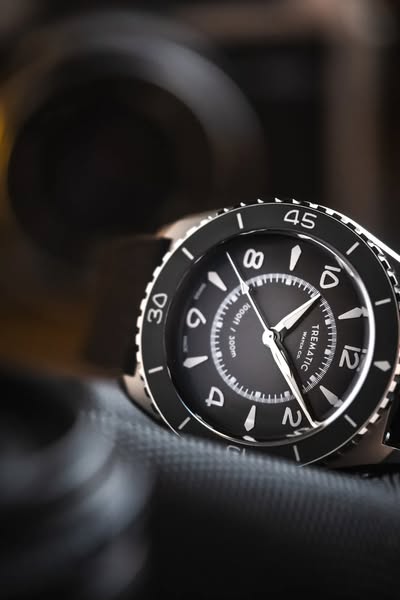 Titanium. Precision. Balance.