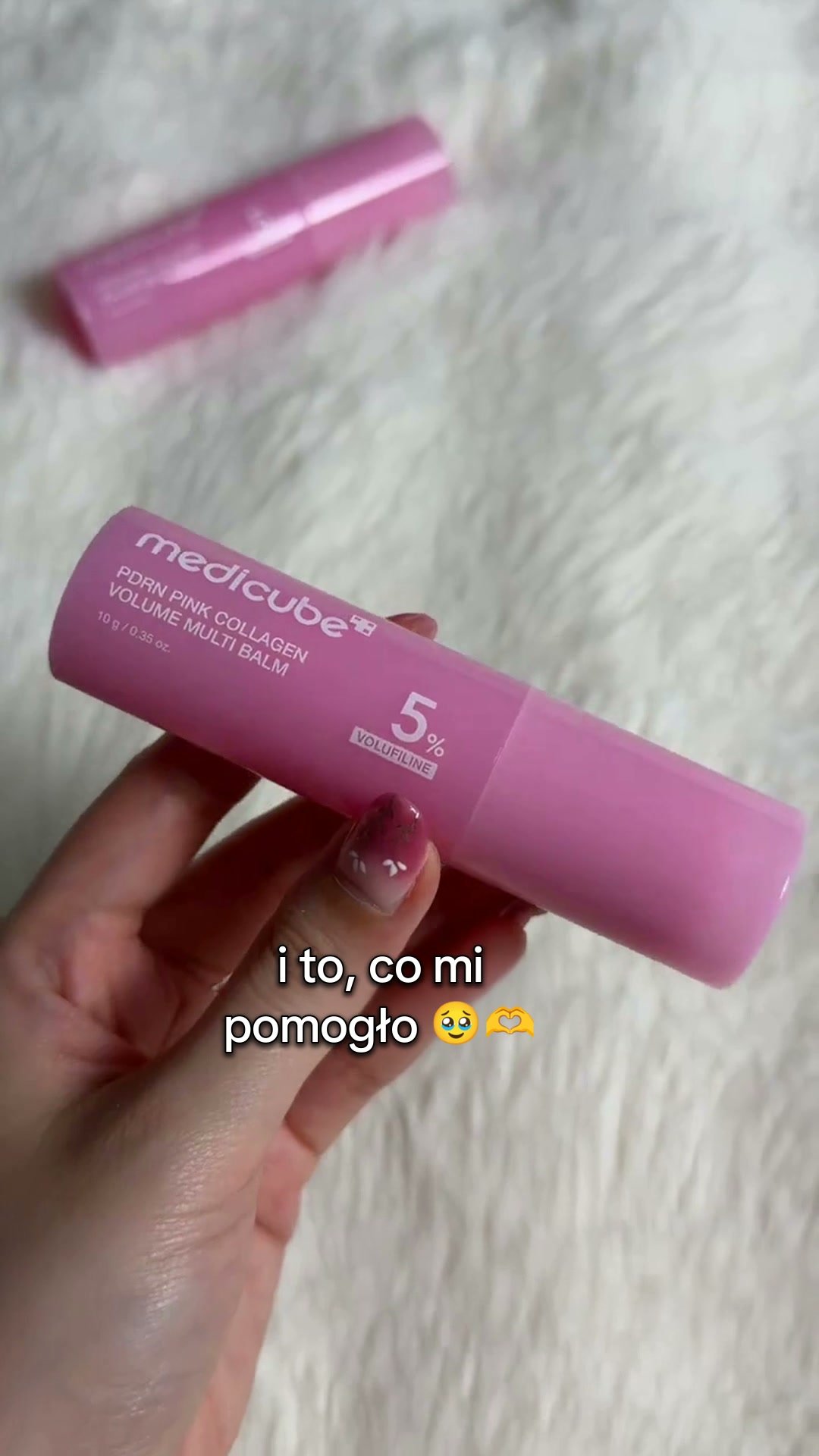 Linie wokół ust mają swój kosmetyk